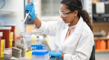 Photo: Analytical Chemistry Engineer performing testing on a sample.