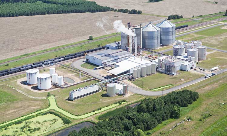 Photo: birdseye view of a power plant