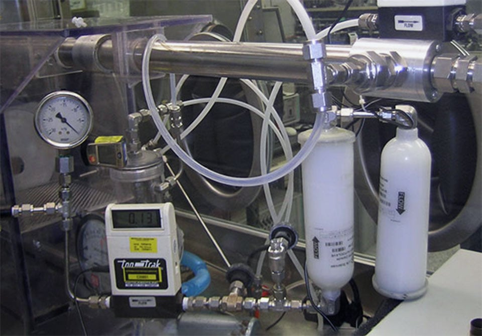 facilities-slider-aerosol-chamber Image: Battelle aerosol exposure laboratory equipment