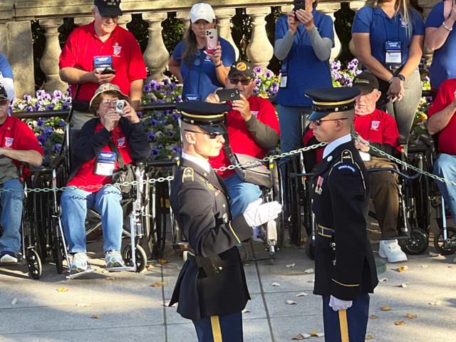 Photo: Honor Flight 118 at Tomb of the Unknown Soldier
